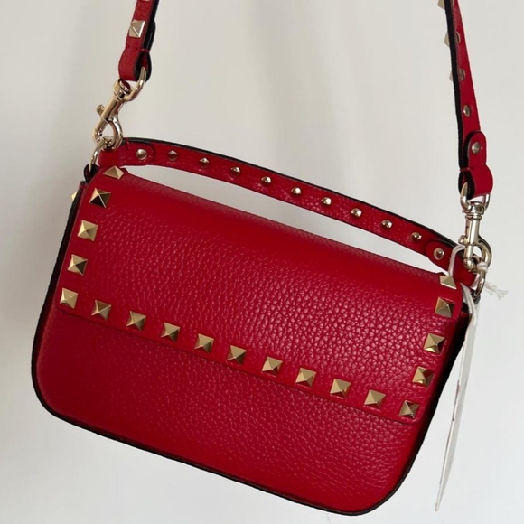 [Sold] Valentino Rockstud Leather Crossbody Pouch - Picture 4 of 5